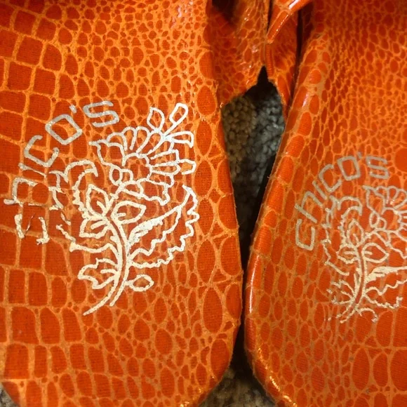 Chicos orange summer thong sandals - Picture 2 of 4